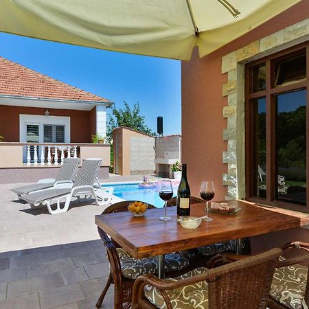 Holiday House Meri, 5+2, Benkovac Ngoại thất bức ảnh